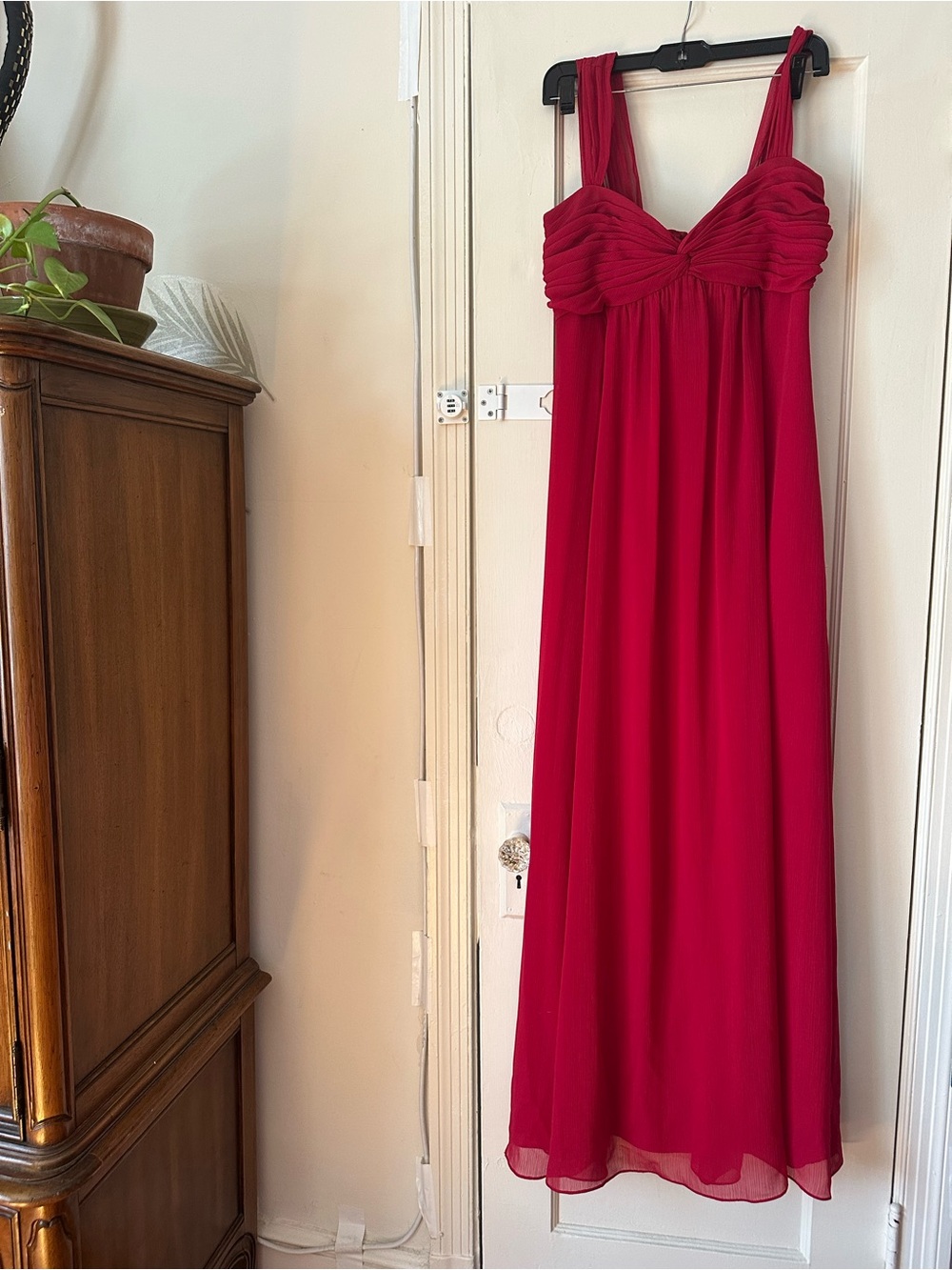 Elegant Red Sleeveless Maxi Dress size 6
